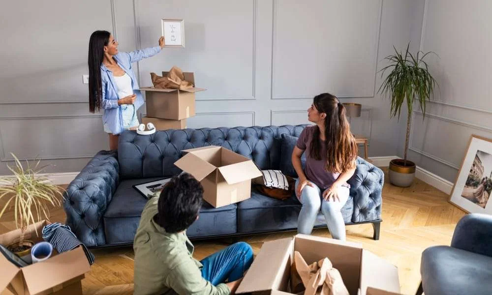 Independizarse con estilo: Cómo Dommies revoluciona la búsqueda de roomies y departamento